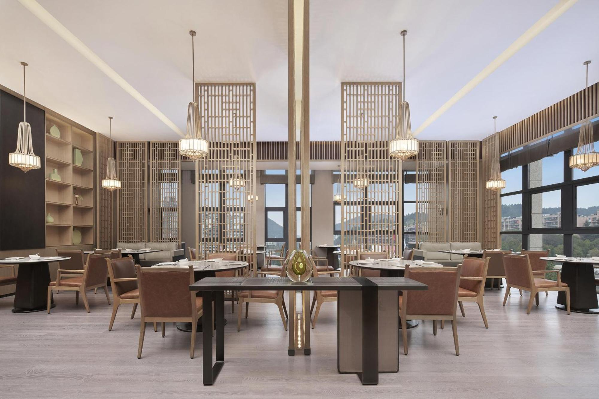 Four Points By Sheraton Guiyang, Huaxi 貴陽市 エクステリア 写真