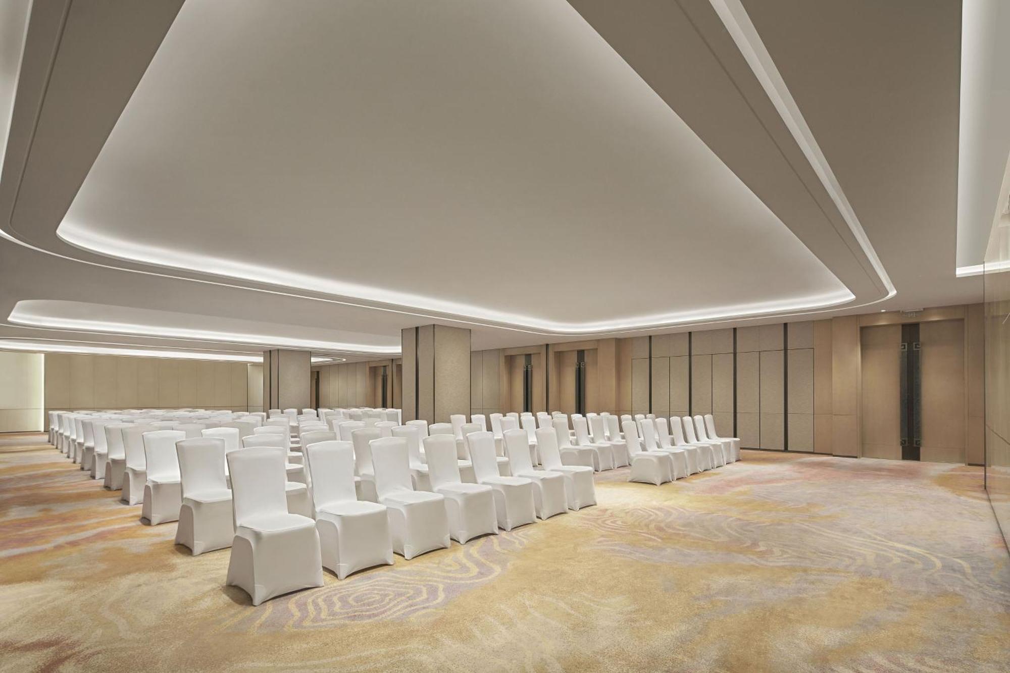 Four Points By Sheraton Guiyang, Huaxi 貴陽市 エクステリア 写真